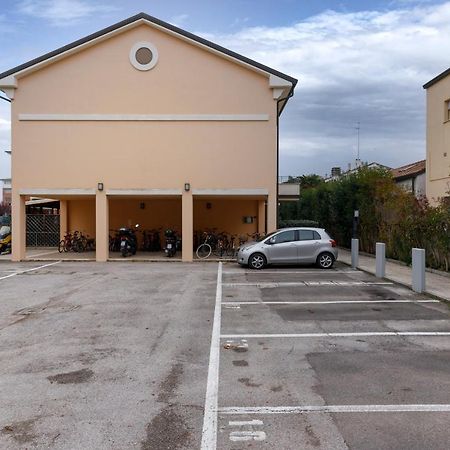 Elly'S Home Parcheggio Privato Rávena Exterior foto
